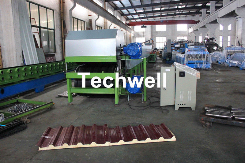 Eenvoudige het Comité van de Typepu Sandwich Machine voor Geïsoleerd Dak/Koude Zaal Ce