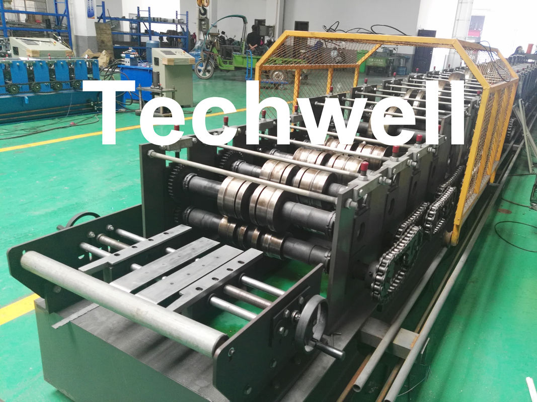 Het hand/Hydraulische Broodje die van 12 Postenu Purlin Machine met 1.5 - 3.0mm Dikte vormen