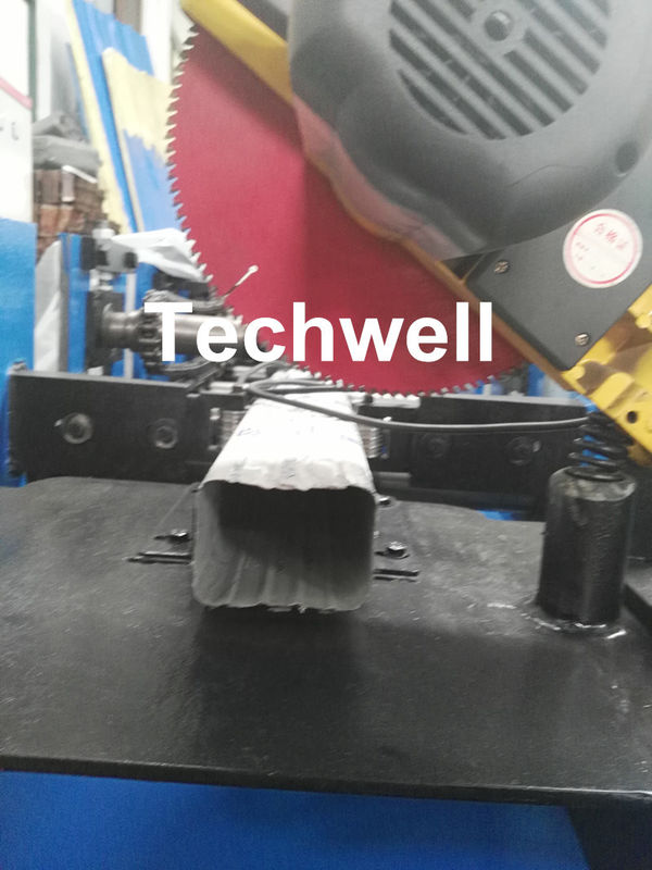 0.40.8mm Downspout Machine om tot Staal Rechthoekige Downpipe met Zaagknipsel Te maken