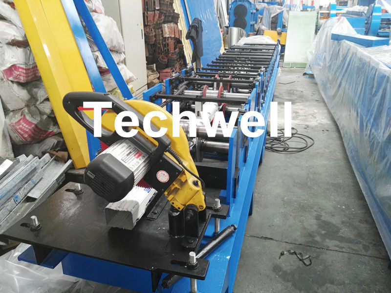 0.40.8mm Downspout Machine om tot Staal Rechthoekige Downpipe met Zaagknipsel Te maken