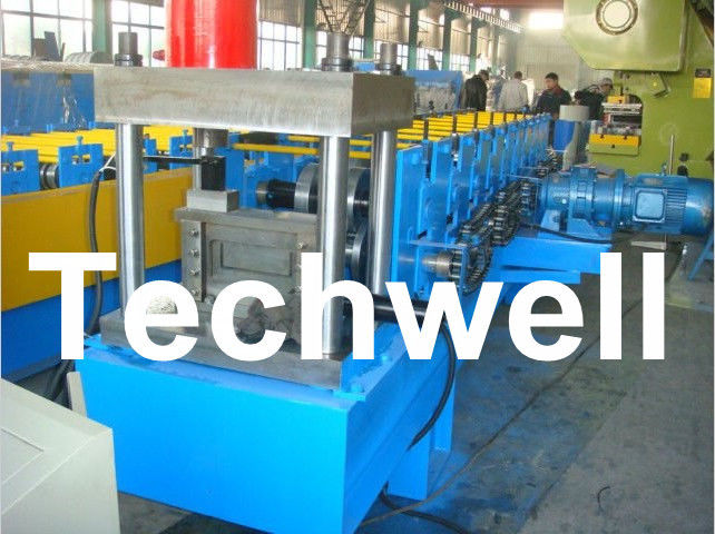 Het Broodje die van staalu Purlin Machine voor het Speciale Profiel van U Purlin met 15 kW Hoofdmachts vormen