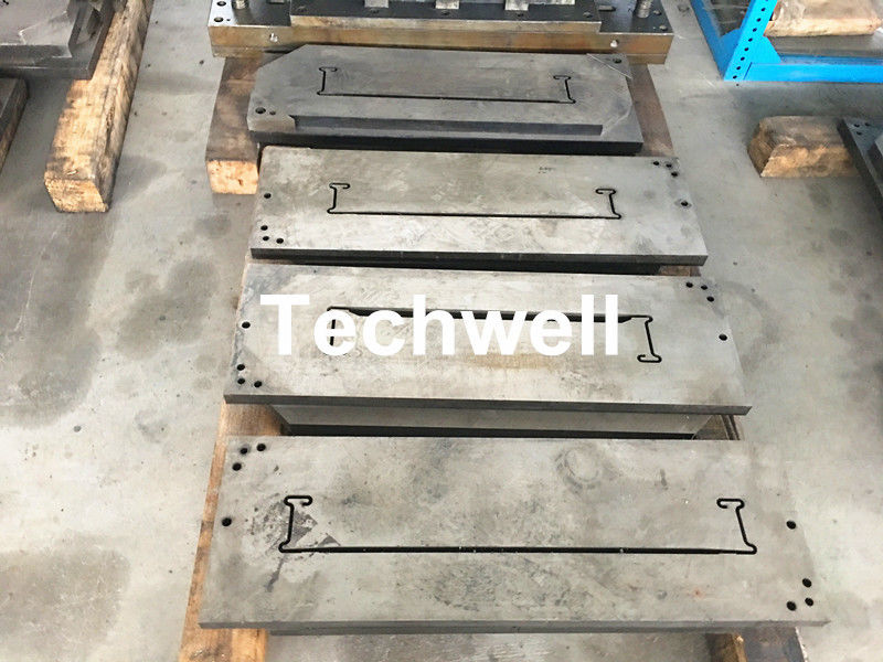 Ct-600 perforeerde het Laddertype het Broodje van het Kabeldienblad Vormt Machine, de Productielijn van het Kabeldienblad
