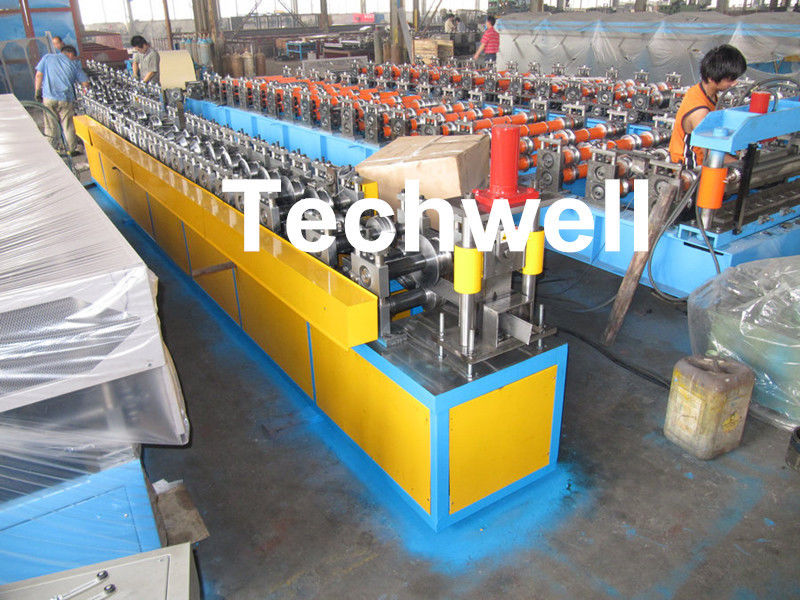 0.4 - 1.0mm Dikte 0 - 15m/min het Broodje die van de Snelheidsc Nagel Machine voor Lichte Staalkiel vormen
