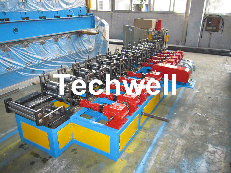 0.4 - 1.0mm Dikte 0 - 15m/min het Broodje die van de Snelheidsc Nagel Machine voor Lichte Staalkiel vormen