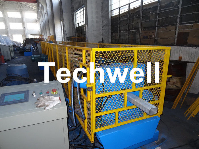 3“ * 4“ Rechthoekig Rainspout Broodje die Machine voor Regenwaterdownpipe vormen, Waterpijp