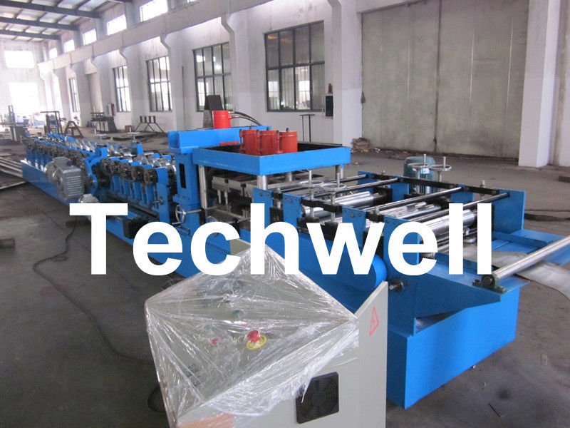 Automatisch Control-C/het Broodje die van Z Purlin Machine met Autoponsen en Knipsel vormen