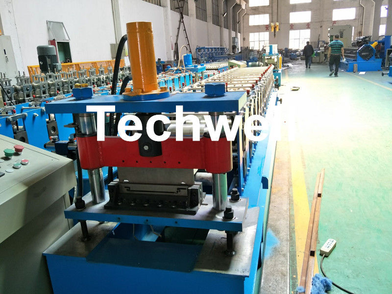 Het aluminium, de Bevindende Naad van PPGI walst het Vormen van Machine met Hydraulisch Scherp Type koud