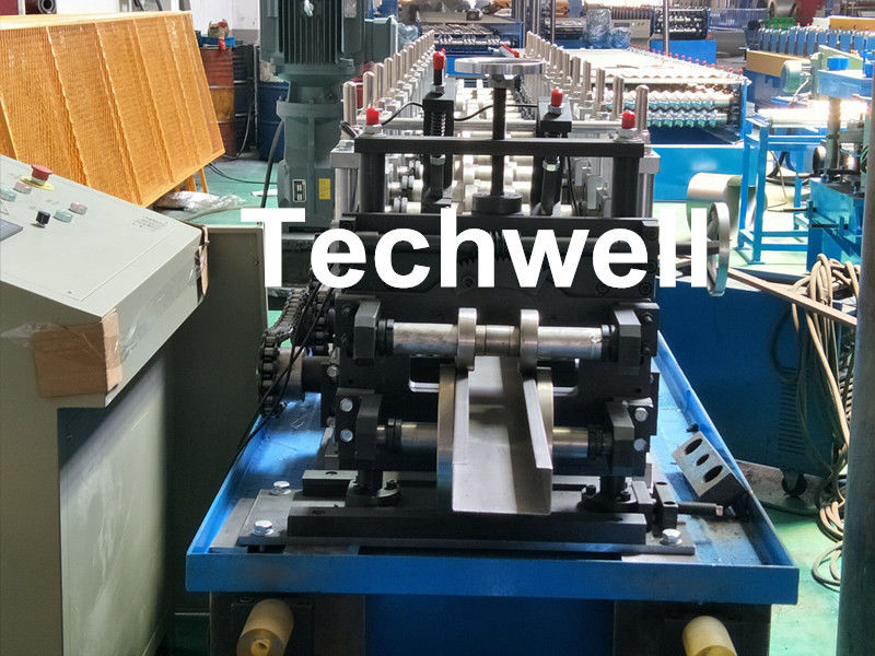 Hydraulisch Knipsel 14 het Broodje die van Purlin van de Postc Vorm Machine met Post vormen die - snijden