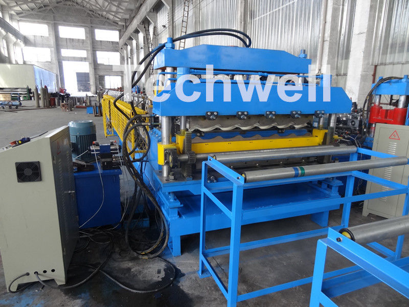 Tegelbladen & de Bladen Dubbel Laagbroodje die van de Dakbekleding Machine met Hydraulisch Knipsel vormen
