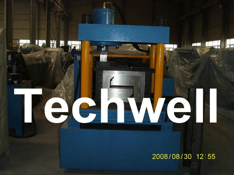 Z het Broodje die van Kanaalpurlin Machine met PLC van het Aanrakingsscherm het Systeem van de Frequentiecontrole vormen