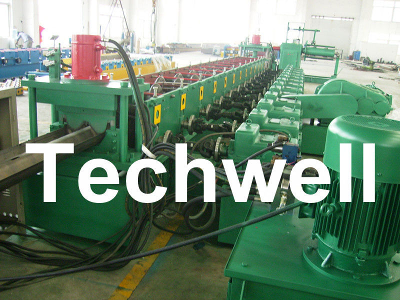 Automatisch PLC de Vangrailbroodje dat van de Controleweg Machine met 10-12 m/min het Werk Snelheid vormt